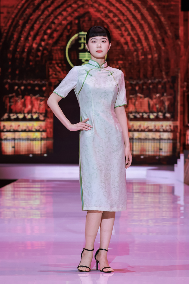 時尚發布 | 萊素旗袍：“花樣年華”發布秀@2022江西紡織服裝周